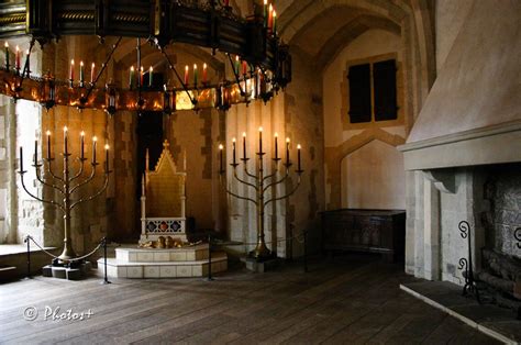 tudor throne room